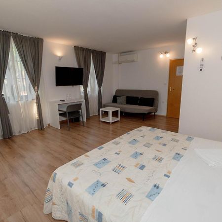 Hotel Paquito Νόβα Γκόριτσα Εξωτερικό φωτογραφία